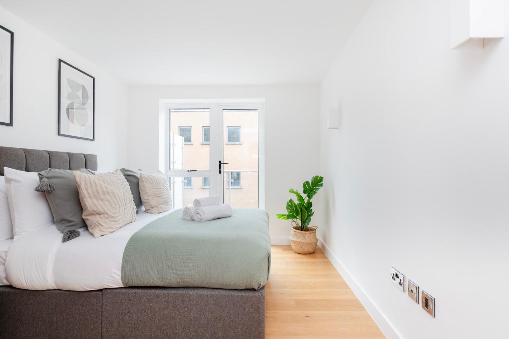 Fitzrovia & Soho - 2Br With Balcony - Cityapartmentstay London Exterior foto