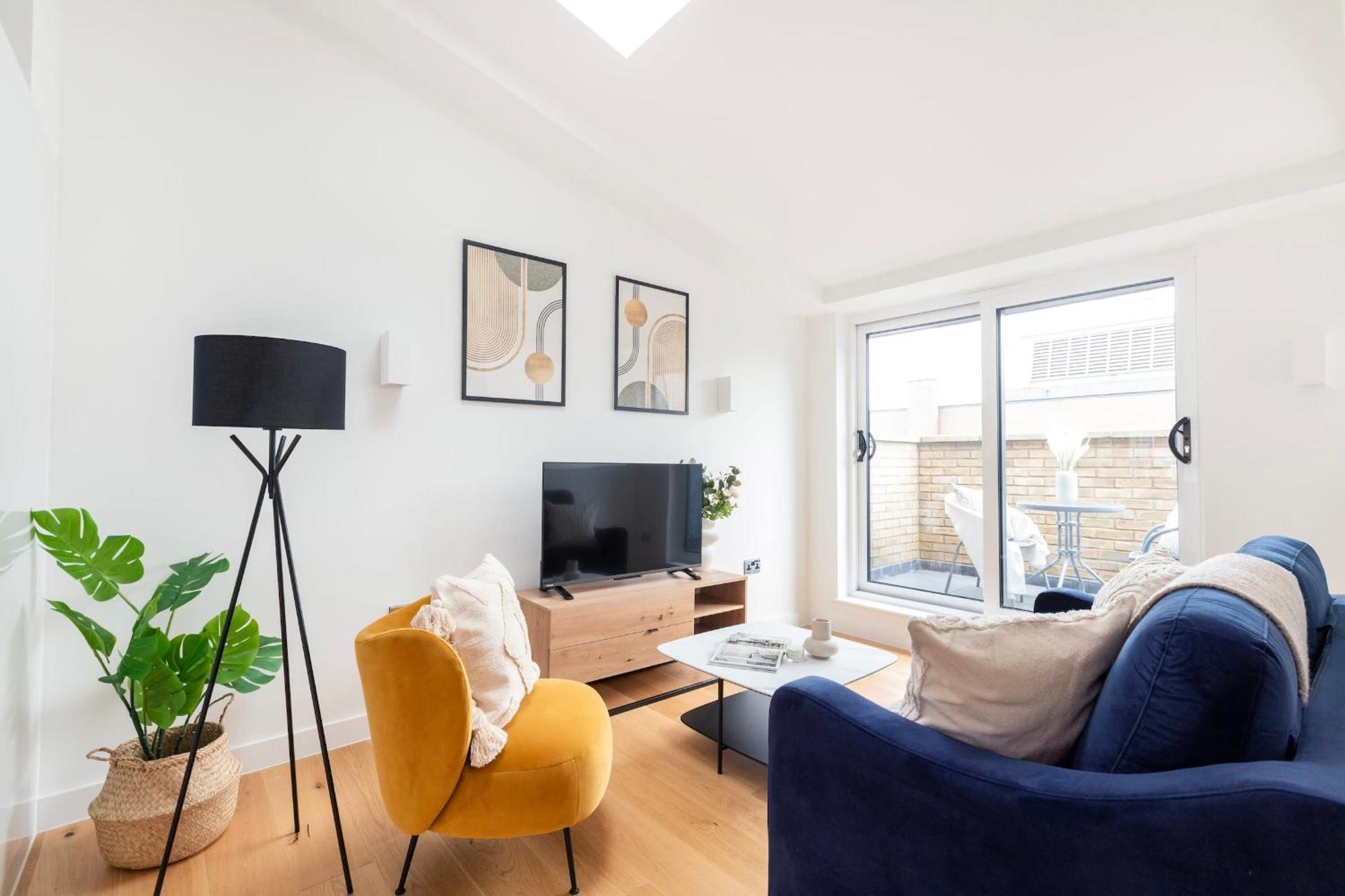 Fitzrovia & Soho - 2Br With Balcony - Cityapartmentstay London Exterior foto